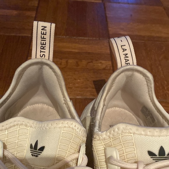 Adidas NMD_R1 Parlay shoe - Picture 6 of 10